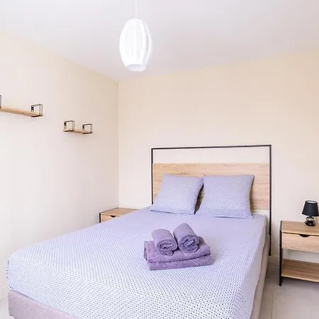 Quiet House For 2-4 People Close To The Beaches Nyaraló