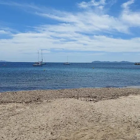 Quiet House For 2-4 People Close To The Beaches Nyaraló *